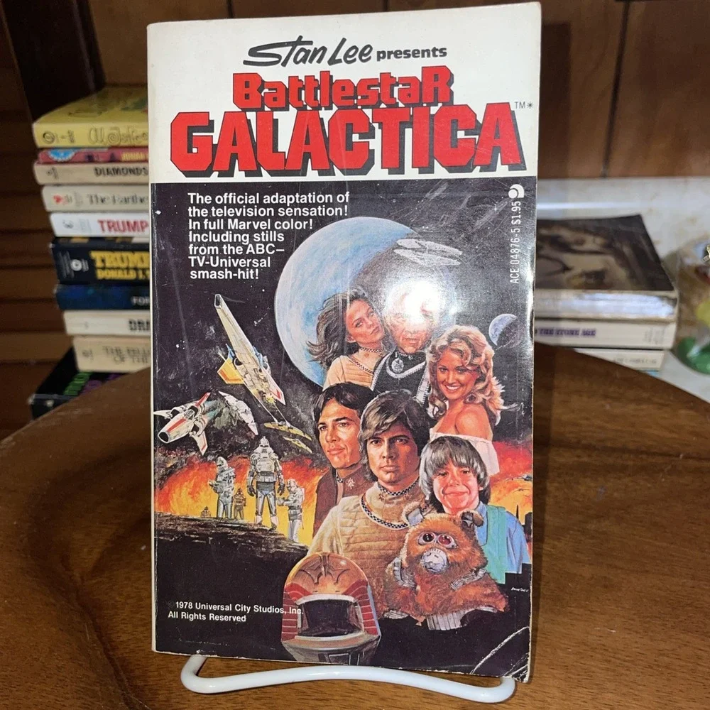 Stan‎ Lee Presents Battlestar Galactica 1st Edition Soft Cover Book 1978